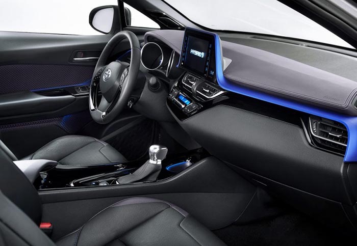 Toyota C-HR phiên bản thương mại chính thức xuất hiện - 6 Toyota C-HR phiên bản thương mại chính thức xuất hiện - 6