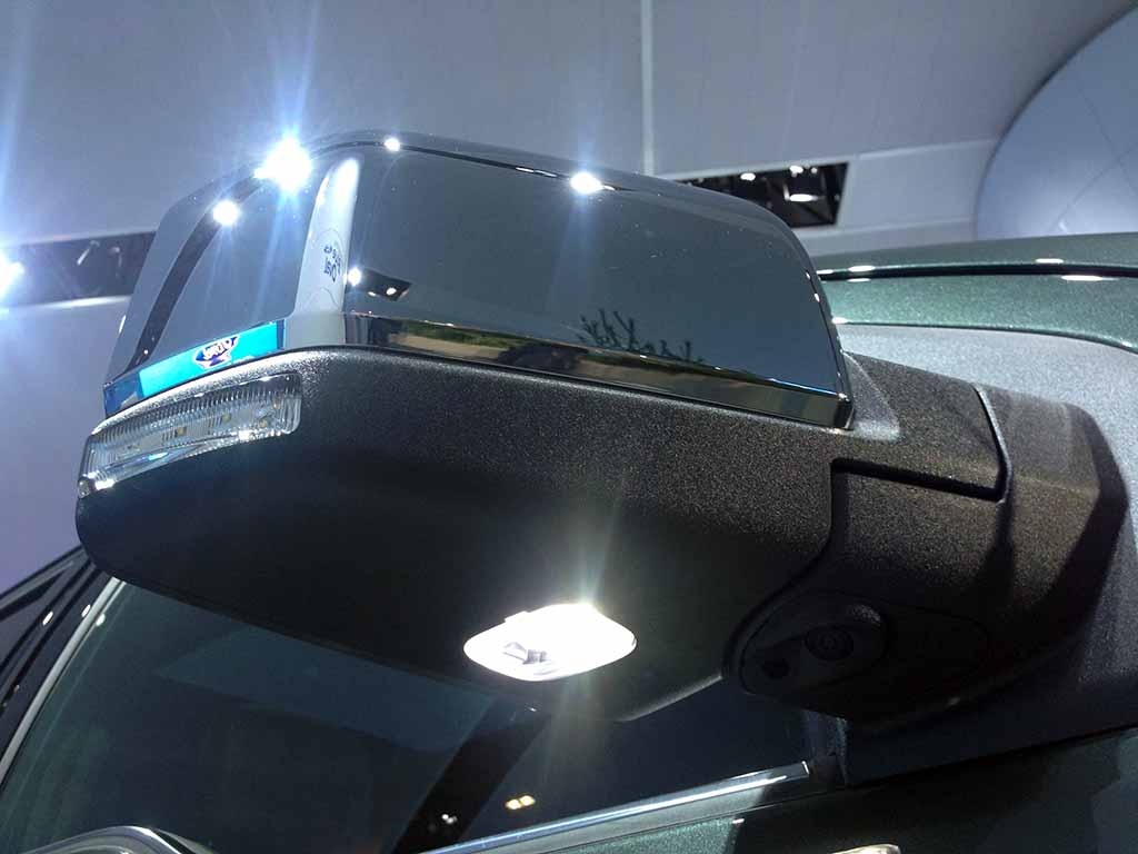 Hơn một triệu chiếc F-150 động cơ xăng đến tay khách hàng - 14