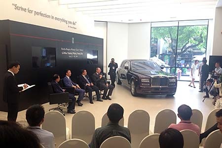 Bỏ quy định nhập khẩu chính hãng - thị trường ôtô có tốt hơn? - 3 Vào thời điểm này, không phải bất cứ nhà phân phối xe chính hãng nào cũng được nhà sản xuất công nhận là nhà phân phối “độc quyền” tại Việt Nam.