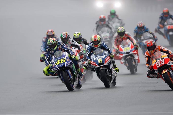 Quyết định đúng đắn, Marquez vô địch chặng 9 MotoGP 2016 - 2 Quyết định đúng đắn, Marquez vô địch chặng 9 MotoGP 2016 - 2