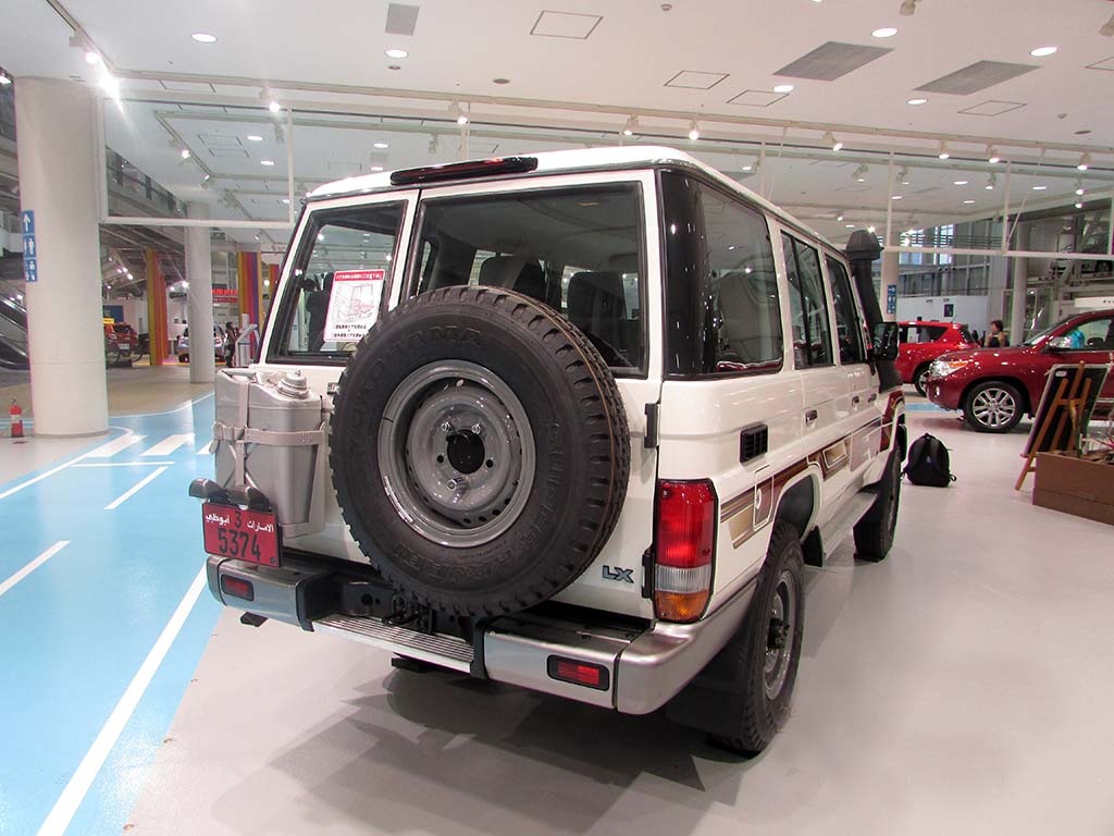 Quân đội Mỹ đặt hàng xe Toyota Land Cruiser và Ford Ranger - 7 Quân đội Mỹ đặt hàng xe Toyota Land Cruiser và Ford Ranger - 7