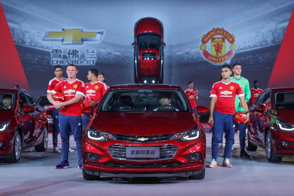 “Quỷ đỏ” cùng Chevrolet Cruze 2017 góp vui tại Trung Quốc - 1 “Quỷ đỏ” cùng Chevrolet Cruze 2017 góp vui tại Trung Quốc - 1