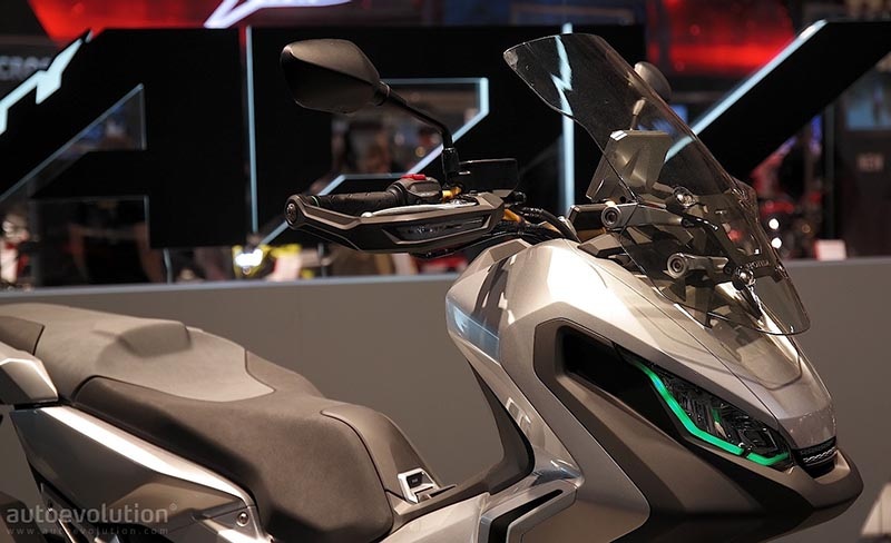Mẫu scooter City Adventure của Honda sẽ ra mắt vào tháng 8 - 8 Mẫu scooter City Adventure của Honda sẽ ra mắt vào tháng 8 - 8