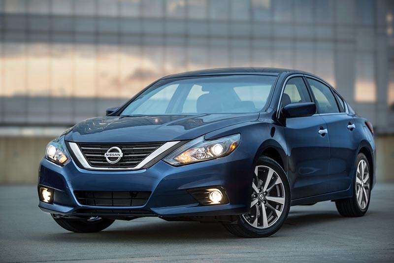 10 xe bán chạy nhất tại Mỹ trong nửa đầu 2016 - 4
7. Nissan Altima: 172.695 xe, tăng trưởng 0,4%