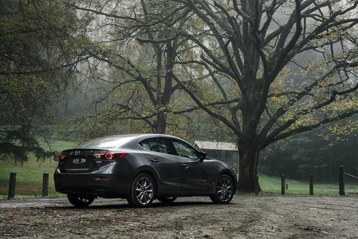Mazda3 2017 tại Australia có giá từ 17.900 USD - 4 Mazda3 2017 tại Australia có giá từ 17.900 USD - 4