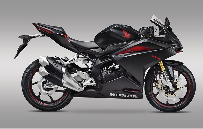Honda bất ngờ ra mắt CBR250RR 2017 tại Indonesia - 4 Honda bất ngờ ra mắt CBR250RR 2017 tại Indonesia - 4