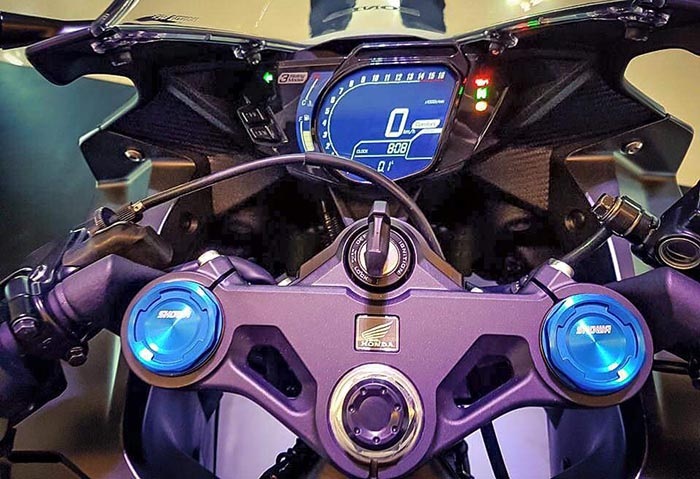 Honda bất ngờ ra mắt CBR250RR 2017 tại Indonesia - 7 Honda bất ngờ ra mắt CBR250RR 2017 tại Indonesia - 7