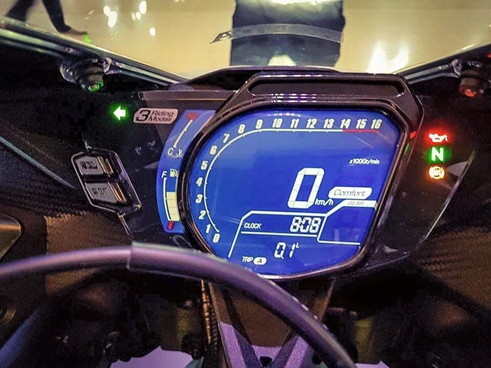 Honda bất ngờ ra mắt CBR250RR 2017 tại Indonesia - 11 Honda bất ngờ ra mắt CBR250RR 2017 tại Indonesia - 11
