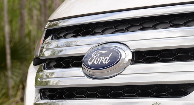 Ford mở liền ba chiến dịch triệu hồi xe - 1