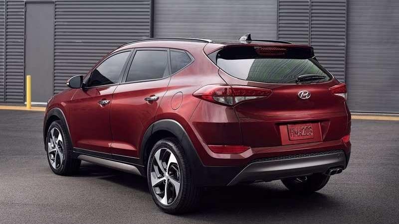 Hyundai chuẩn ra mắt phiên bản nâng cấp của Tucson - 7 Hyundai chuẩn ra mắt phiên bản nâng cấp của Tucson - 7