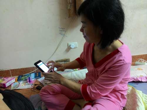 Cô giáo Hà Nội nuôi hai con ăn học với lương chưa đầy 5 triệu - 1
Chị Nguyễn Hà Lan