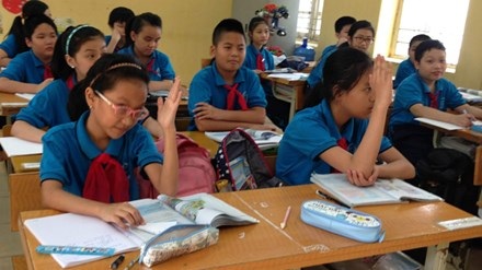 Nhiều học sinh lớp 6 không có thói quen làm bài tập về nhà - 1 Học sinh lớp 6 Trường THCS Lê Lợi (Hà Nội) trong một giờ học.
