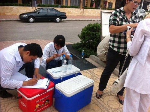 Chất lượng nước ăn uống: Quy định chặt chẽ, giám sát lỏng lẻo - 1 Chất lượng nước ăn uống: Quy định chặt chẽ, giám sát lỏng lẻo - 1