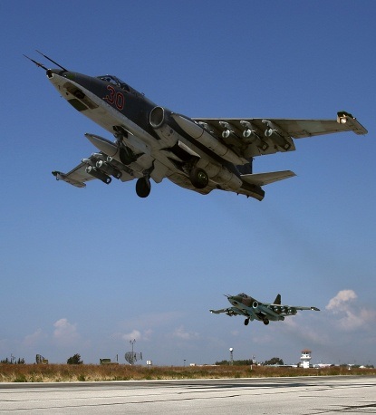 Nước Mỹ và sự quyết đoán của Tổng thống Nga ở Trung Đông - 1
Máy bay Su-25SM của Nga cất cánh từ căn cứ không quân Hmeymim tại Syria. Ảnh: TASS