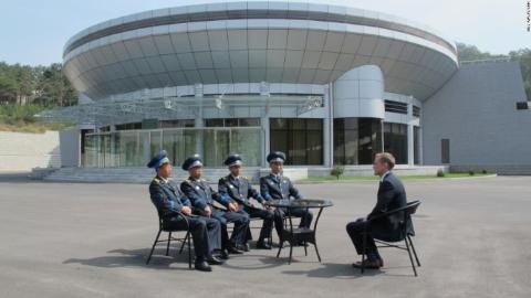 Triều Tiên cho phép báo Mỹ thăm trung tâm vệ tinh mới - 1 Triều Tiên cho phép báo Mỹ thăm trung tâm vệ tinh mới - 1