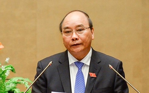 Phó Thủ tướng Nguyễn Xuân Phúc nêu 4 giải pháp tăng năng suất lao động - 1 Phó Thủ tướng Nguyễn Xuân Phúc trả lời chất vấn của đại biểu