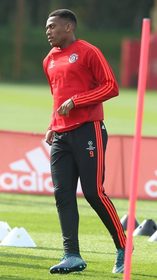 Cầu thủ Man Utd tự tin chờ đợi Wolfsburg - 3
Tài năng trẻ Martial đang thi đấu tốt ở Premier Legue, tuy nhiên anh đang tịt ngòi ở Champions League khi có 505 phút thi đấu ở giải này mà chưa ghi được bàn thắng