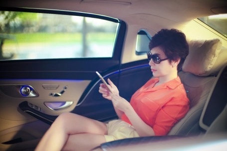 Ngắm chiếc Maybach S600 màu Ruby đầu tiên tại Việt Nam - 4