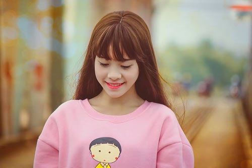 Ngỡ ngàng trước vẻ "xinh đẹp" của nam sinh Bắc Giang - 2 
Nam sinh Bắc Giang khiến người nhìn giật mình vì quá giống con gái