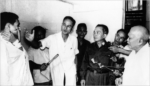 Đại tướng Lê Đức Anh, Việt- Mỹ, Bình thường hóa quan hệ, Chiến tranh, bác sĩ, Nguyễn Cao Phan Đại tướng Lê Đức Anh, Việt- Mỹ, Bình thường hóa quan hệ, Chiến tranh, bác sĩ, Nguyễn Cao Phan