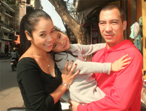 nhóm Con Gái, Xuân Nhị, Bông Mai, Nguyệt Anh nhóm Con Gái, Xuân Nhị, Bông Mai, Nguyệt Anh