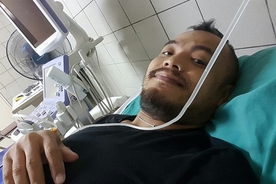 Bệnh ung thư Trần Lập mắc phải nguy hiểm đến mức nào? - 2 Trần Lập rất bình tĩnh đón nhận tin xấu. Ảnh: Facebook nhân vật