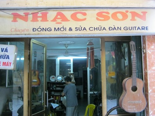 Người đẽo đàn cuối cùng đất Hà Thành - 2
Cửa hàng Nhạc Sơn trên phố Khương Trung