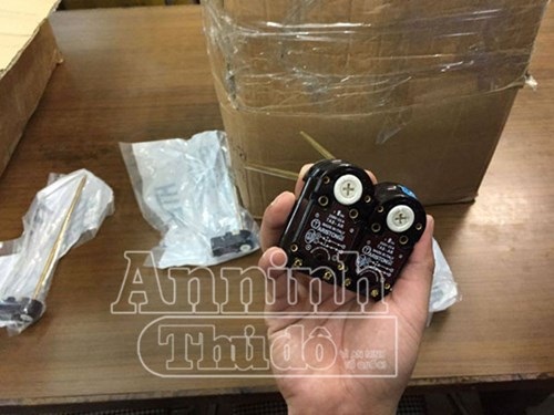 
Bộ ổn định nhiệt bình nóng lạnh giả các đối tượng đặt sản xuất từ Trung Quốc
