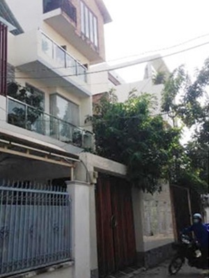 Đại gia khóc ròng vì thú chơi biệt thự - 2
2 căn biệt thự bị trộm đột nhập trong cùng một đêm.