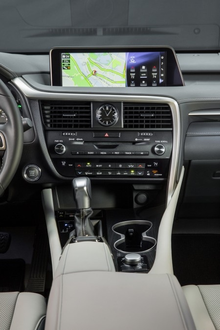 Cận cảnh Lexus RX350 thế hệ mới - 13