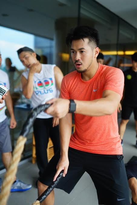 Hoàng My bất ngờ gặp lại tình cũ Phillip Nguyễn - 3 Hoàng My bất ngờ gặp lại tình cũ Phillip Nguyễn - 3