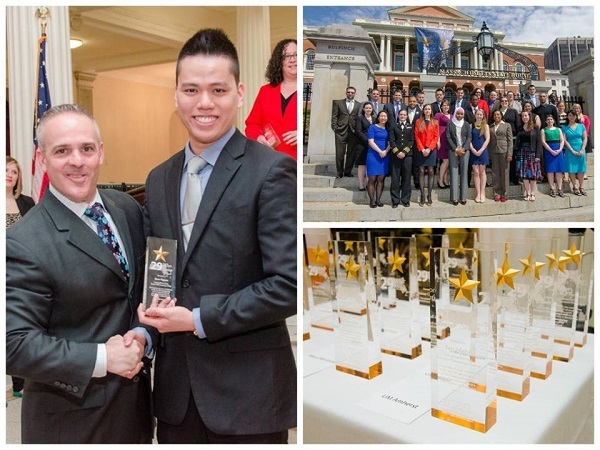 Anh chàng là một trong 29 sinh viên xuất sắc được vinh danh tại Hạ viện Massachusetts. Anh chàng là một trong 29 sinh viên xuất sắc được vinh danh tại Hạ viện Massachusetts.