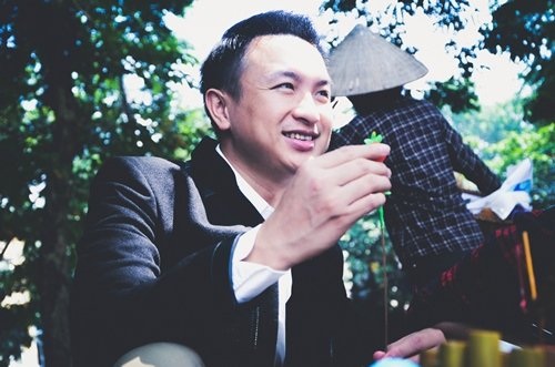 Nét hấp dẫn của chàng MC giọng Nam đầu tiên trên thời sự VTV - 3 Nét hấp dẫn của chàng MC giọng Nam đầu tiên trên thời sự VTV - 3