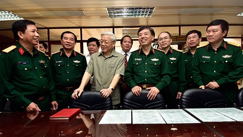 Tổng Bí thư Nguyễn Phú Trọng: Xứng đáng là tờ báo chính trị hàng đầu - 3
...Và Phòng Thư ký tòa soạn Báo QĐND.