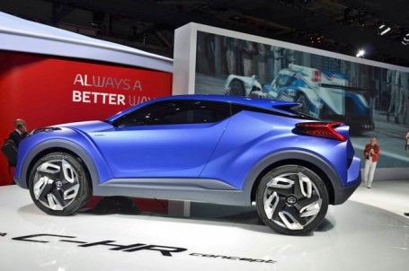 Toyota C-HR - Đối thủ tương lai của Nissan Qashqai - 7