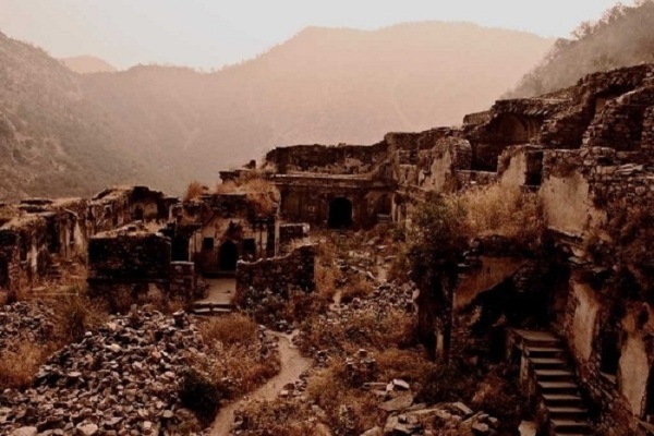 “Lạnh gáy” với lời nguyền về lâu đài ma ám Bhangarh - 4 “Lạnh gáy” với lời nguyền về lâu đài ma ám Bhangarh - 4