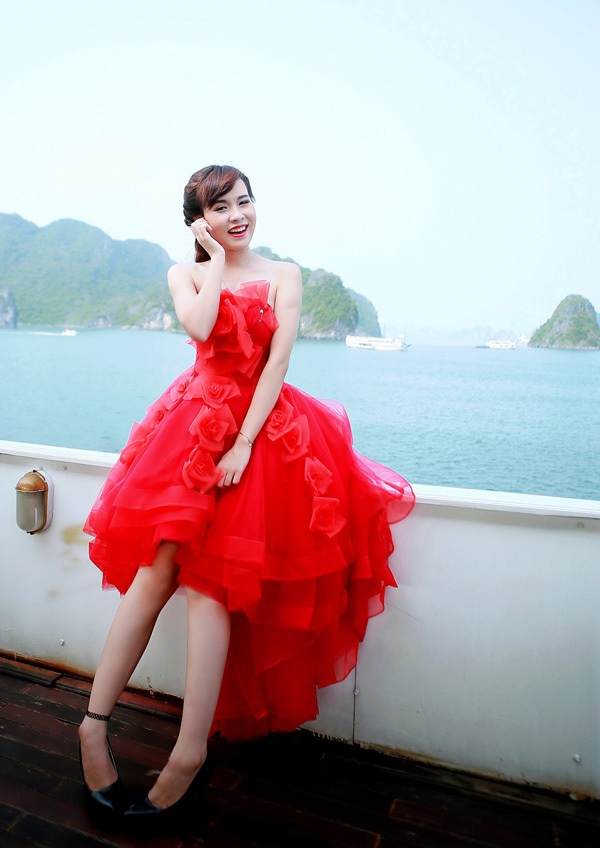 Tối nay, nữ sinh nào sẽ đăng quang Hoa khôi sinh viên Hà Nội 2015? - 3
Nguyễn Thị Bích (ĐH Xây dựng)
