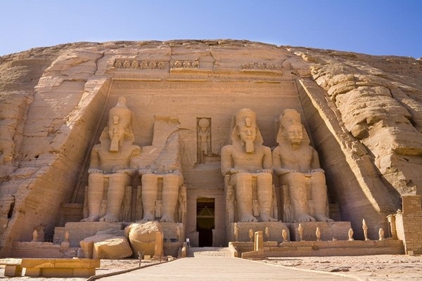 Chiêm ngưỡng đền thờ Abu Simbel - niềm tự hào của người dân Ai Cập - 5 Chiêm ngưỡng đền thờ Abu Simbel - niềm tự hào của người dân Ai Cập - 5