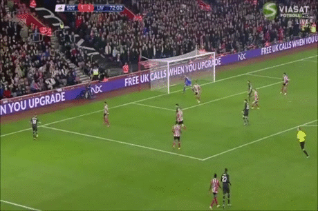 Liverpool "chơi tennis" trên sân Southampton - 7 Liverpool "chơi tennis" trên sân Southampton - 7