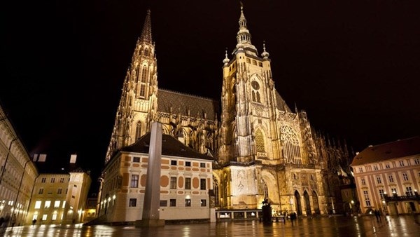 Chiêm ngưỡng những lâu đài đẹp huyền ảo trên thế giới - 6 Chiêm ngưỡng những lâu đài đẹp huyền ảo trên thế giới - 6