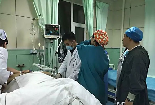 Cô gái phải cắt dạ dày để giảm cân - 6
Vì vậy, việc phẫu thuật này ngoài việc giúp giảm cân còn nâng cao nội tiết cho Wei