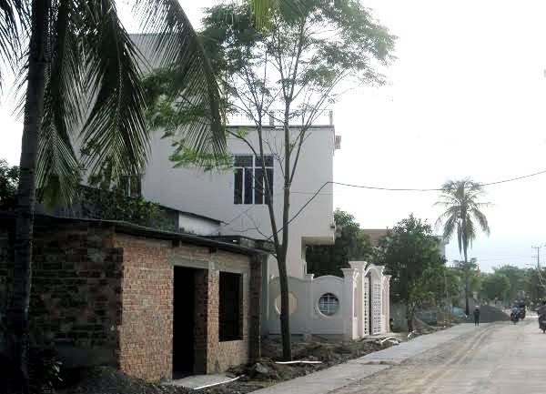 Làng tỷ phú: Xuất ngoại sắm xe sang, lấy vợ nước ngoài - 9