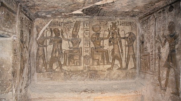 Chiêm ngưỡng đền thờ Abu Simbel - niềm tự hào của người dân Ai Cập - 9 Chiêm ngưỡng đền thờ Abu Simbel - niềm tự hào của người dân Ai Cập - 9