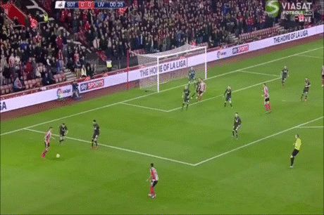Liverpool "chơi tennis" trên sân Southampton - 2 Liverpool "chơi tennis" trên sân Southampton - 2