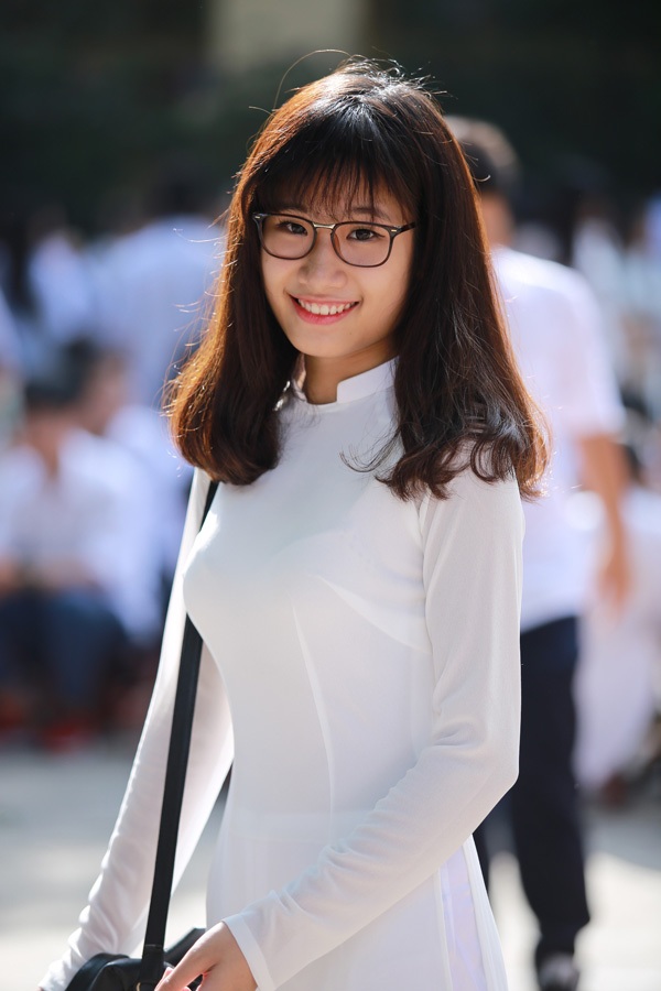 Nụ cười “hút hồn” của nữ sinh Hà thành ngày khai trường - 8 Nụ cười “hút hồn” của nữ sinh Hà thành ngày khai trường - 8