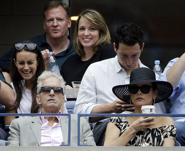 
Michael Douglas thì vẫn đóng phim rất nhiều, gần đây ông tham gia bộ phim Ant-Man
