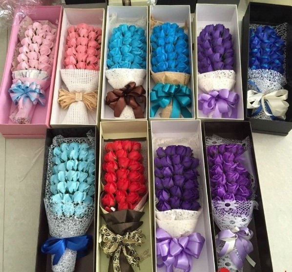 Cận thẩn với hoa hồng sáp thơm cho ngày 20/10 - 1
Khi ngửi mùi hương dễ ngộ độc vì hoa hồng sáp thơm