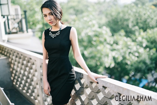 Hà Lade, Hà Min, Vũ Ngọc Châm xinh tươi với các mẫu thiết kế Việt - 4 Hạ Hồng Vân – cô nàng tinh nghịch trong “Chit và Pi” lột xác với một mỹ nhân yêu kiều khi khoác lên mình chiếc đầm liền đen huyền bí.