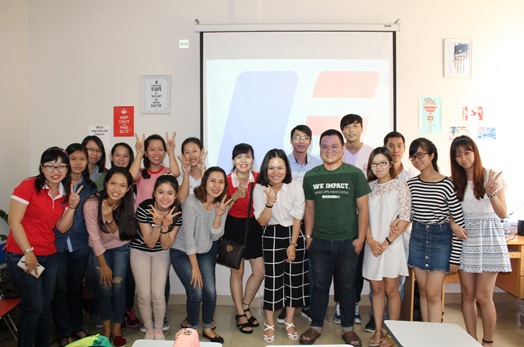Diễn đàn du học Hoa Kỳ 2015 – Bí quyết lấy visa du học thành công - 2 Các bạn học sinh tham gia chương trình tư vấn