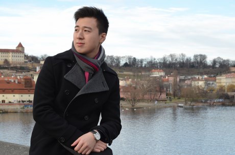 Ngô Di Lân: “Du học sinh ở hay về, bạn phải thực dụng” - 2 Ngô Di Lân: “Du học sinh ở hay về, bạn phải thực dụng” - 2